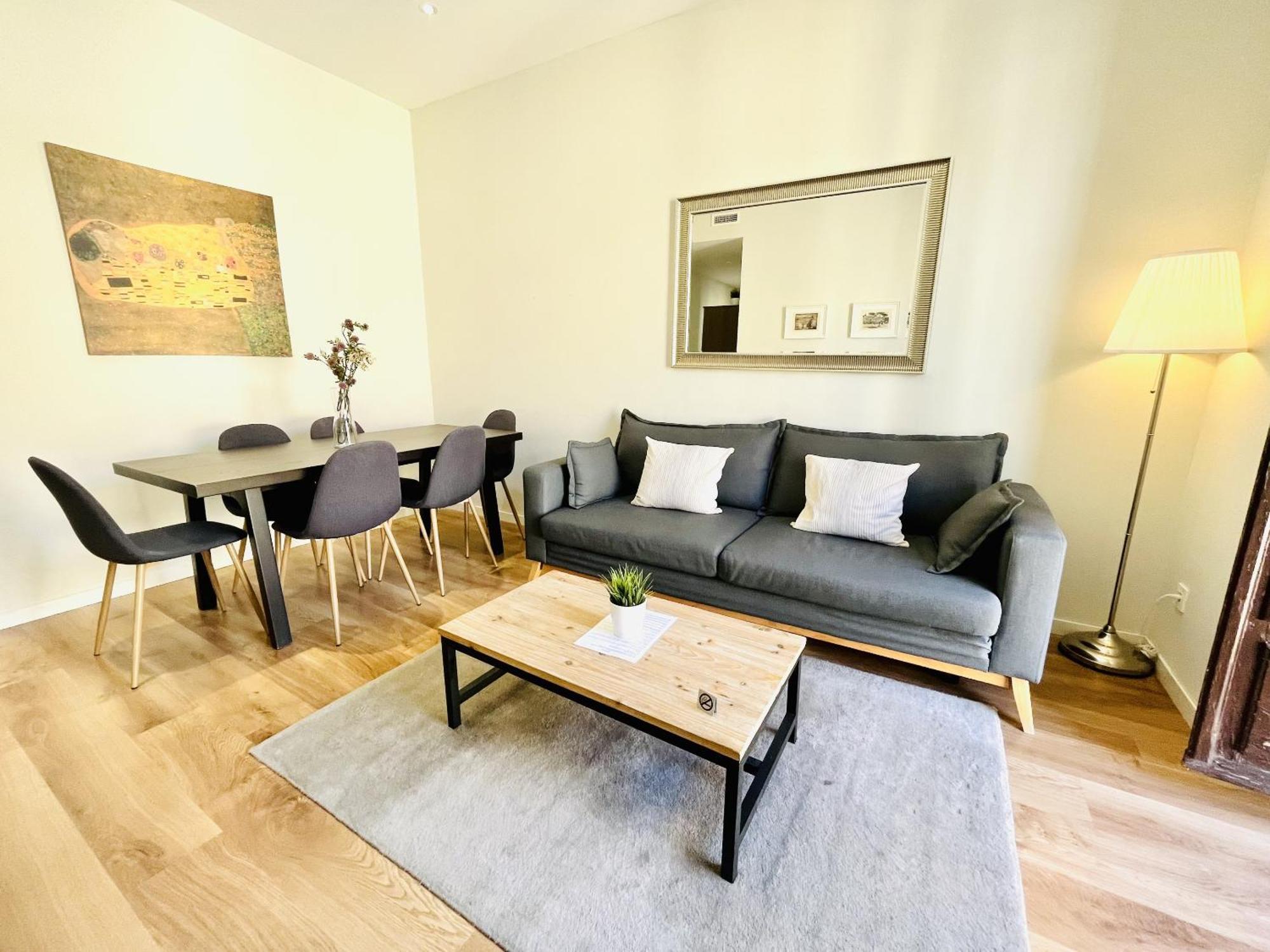Dplace To Be - Luxury Apartment In Historic Center Madrid Room photo